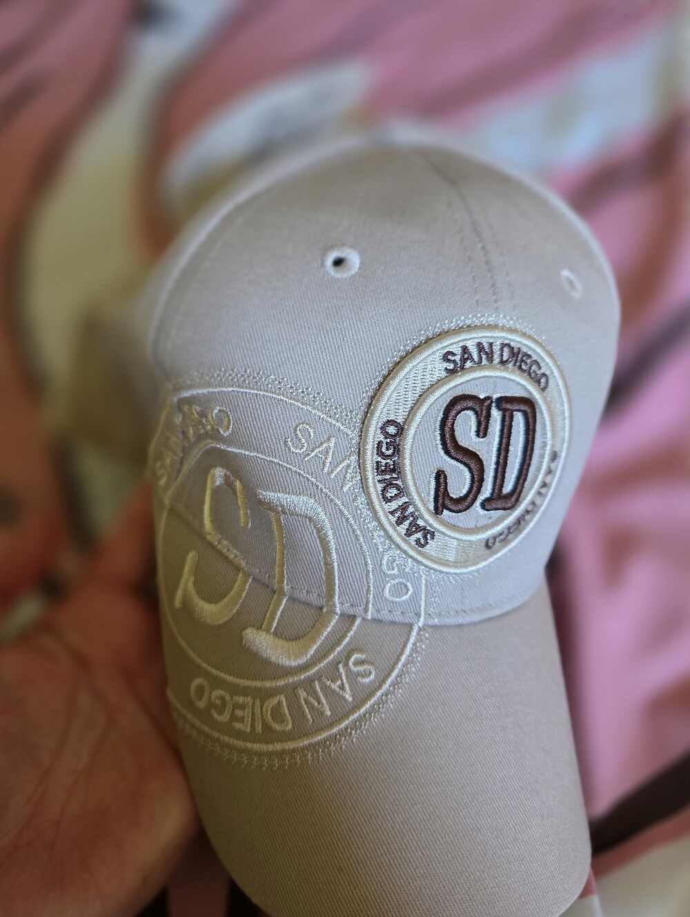 Robin Ruth San Diego Hat NWT Tan Beige Embroidered Adjustable Baseball Cap - Picture 7 of 7